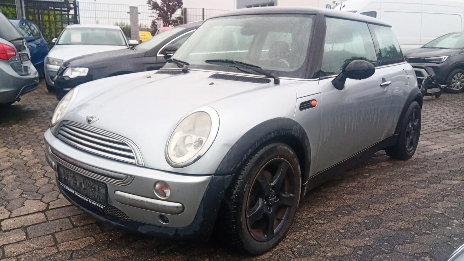 MINI Cooper 1,6i Klima,Panorama,Tuv:05/27