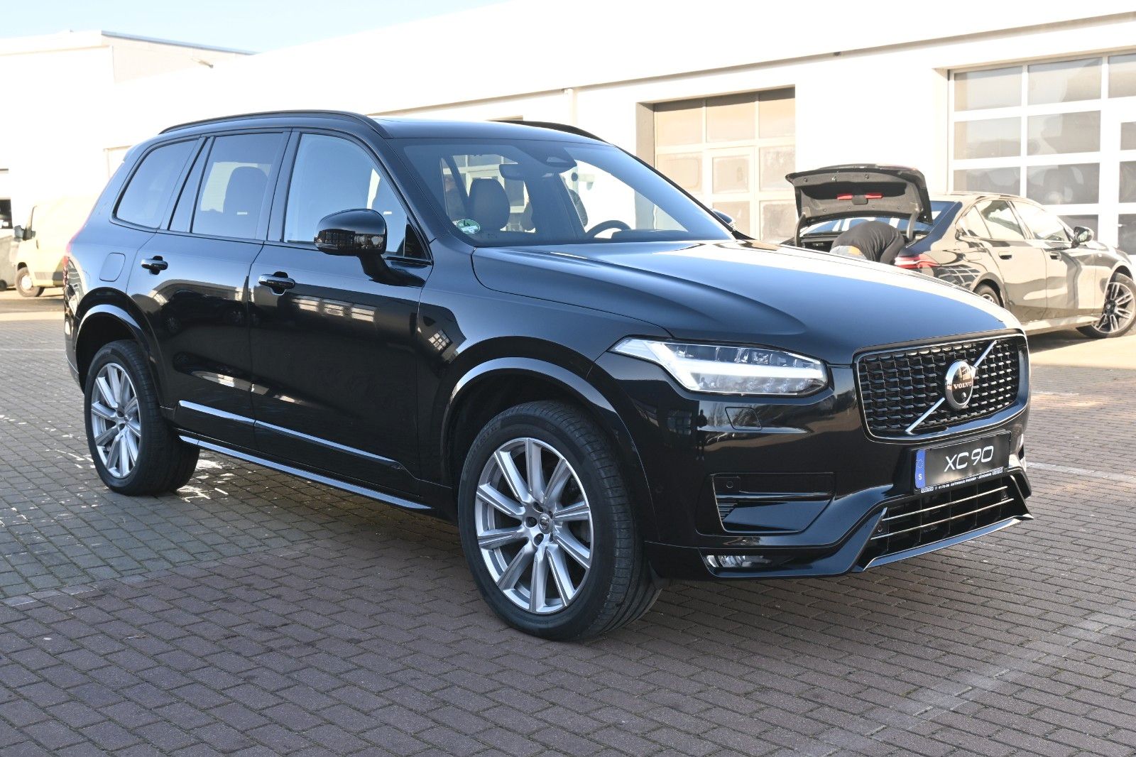 Fahrzeugabbildung Volvo XC90 B5 D AWD Ultimate Dark*STDHZG*LUFT*360°*ACC