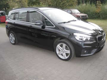 BMW 220 - 1