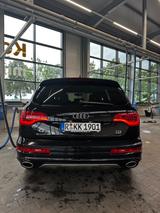 Audi Q7 3.0 TDI V12 Optik - Audi: V12
