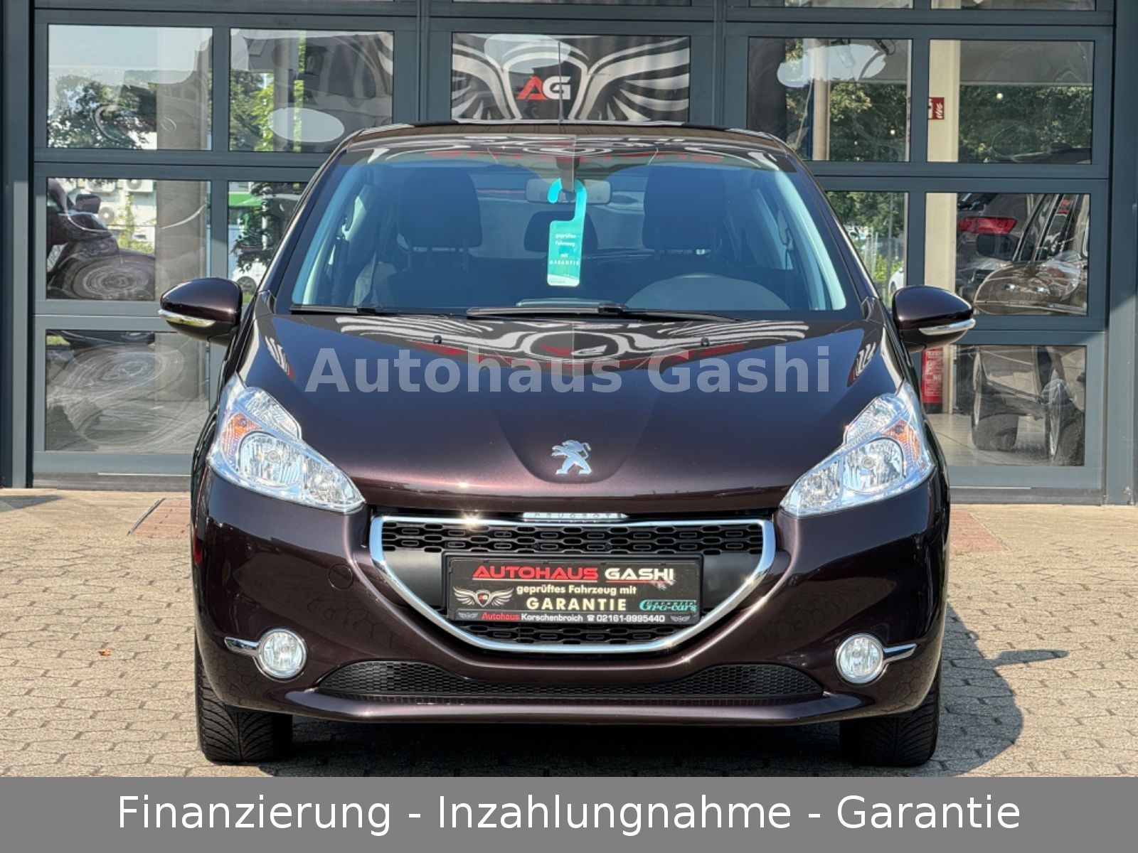 Fahrzeugabbildung Peugeot 208* 2.HD*Klima*Tempomat*PDC*Allwetter-Reifen