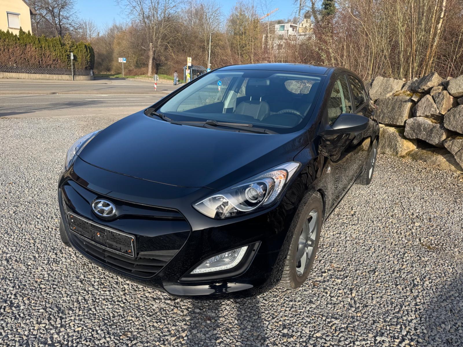 Hyundai i30 1.6 CRDi 81kW FIFA World Cup EDITION