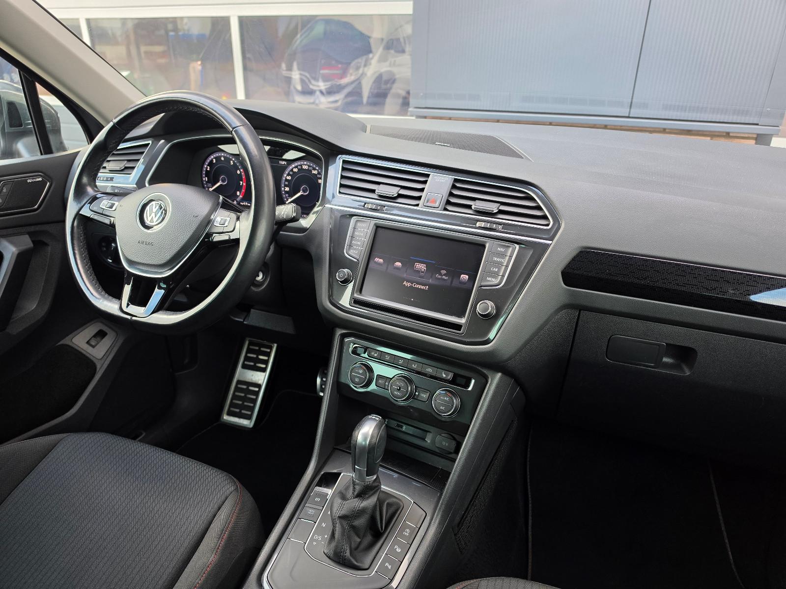 Volkswagen Tiguan Sound 1.4 TÜV Neu/Scheckh./1. Hand/AHK