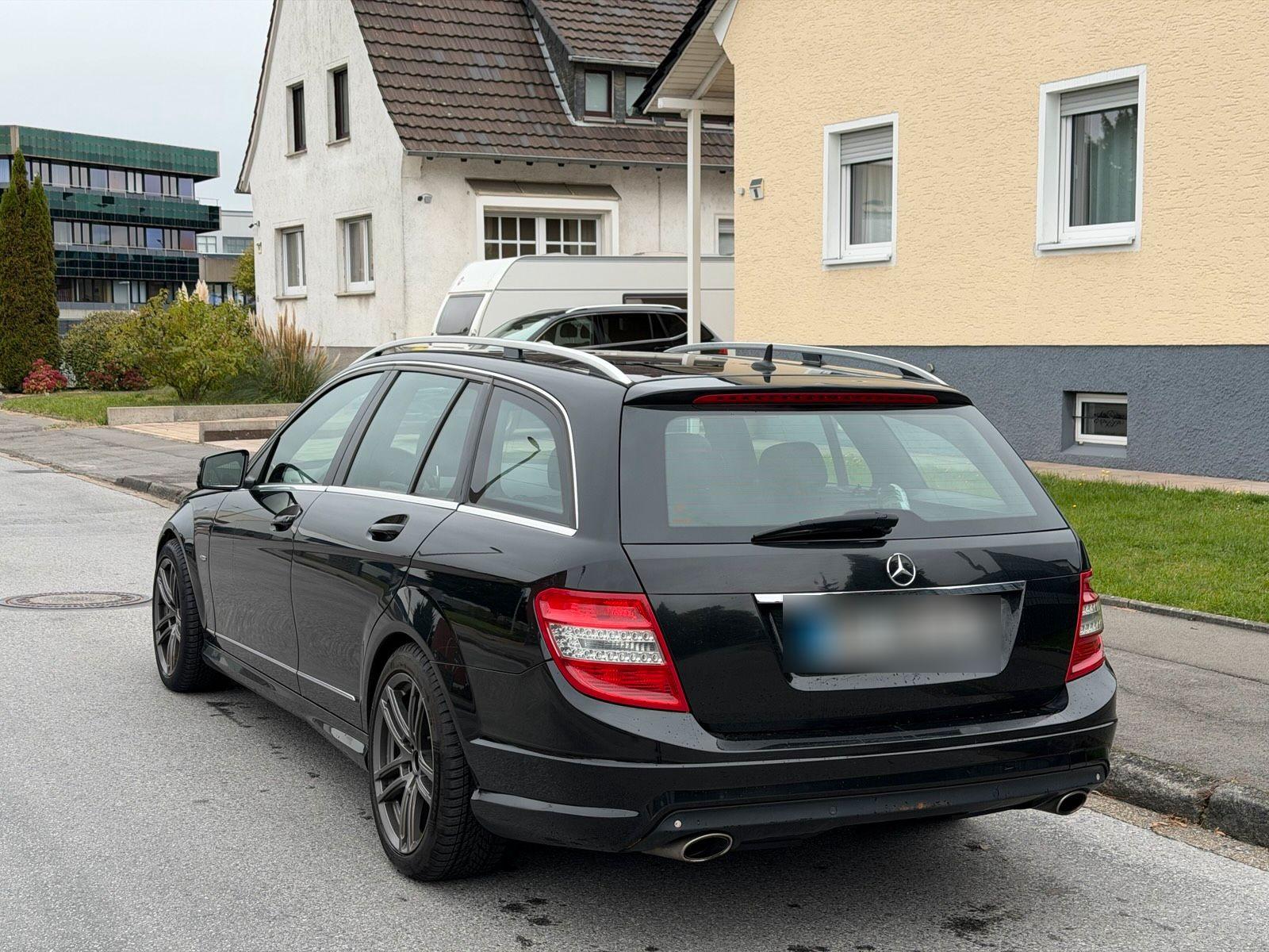 Mercedes-Benz C320 2009 — engine 224 HP (165kW)