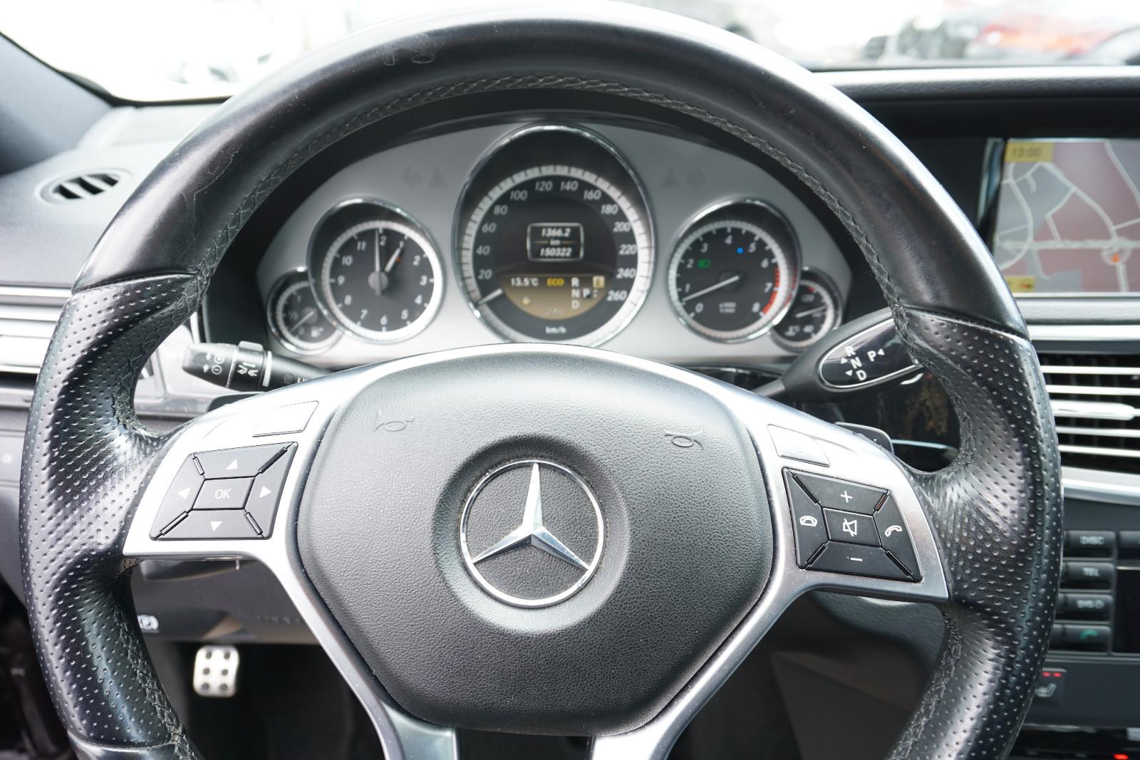 Mercedes-Benz E 300 CGI 4Matic *AMG Line*Xenon*Kamera*Navi*TOP