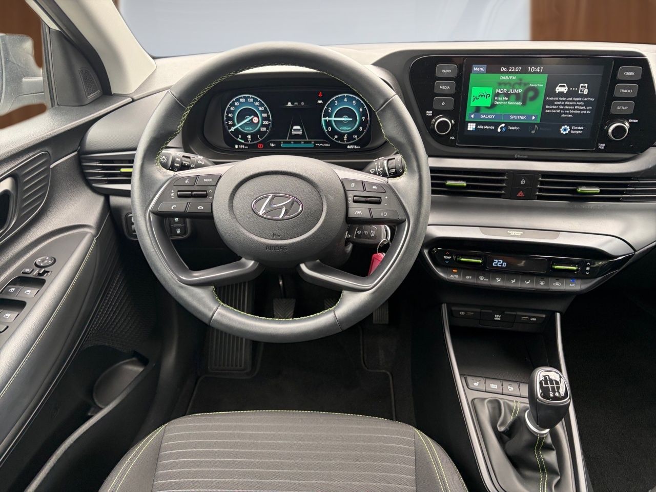 Fahrzeugabbildung Hyundai i20 INTRO USB*SPURH*DAB*ZV*