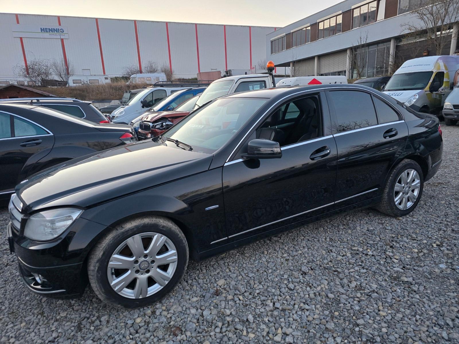 Mercedes-Benz C 220 C Limousine C 220 CDI/LEDER/ALU/NAVI/AVANT