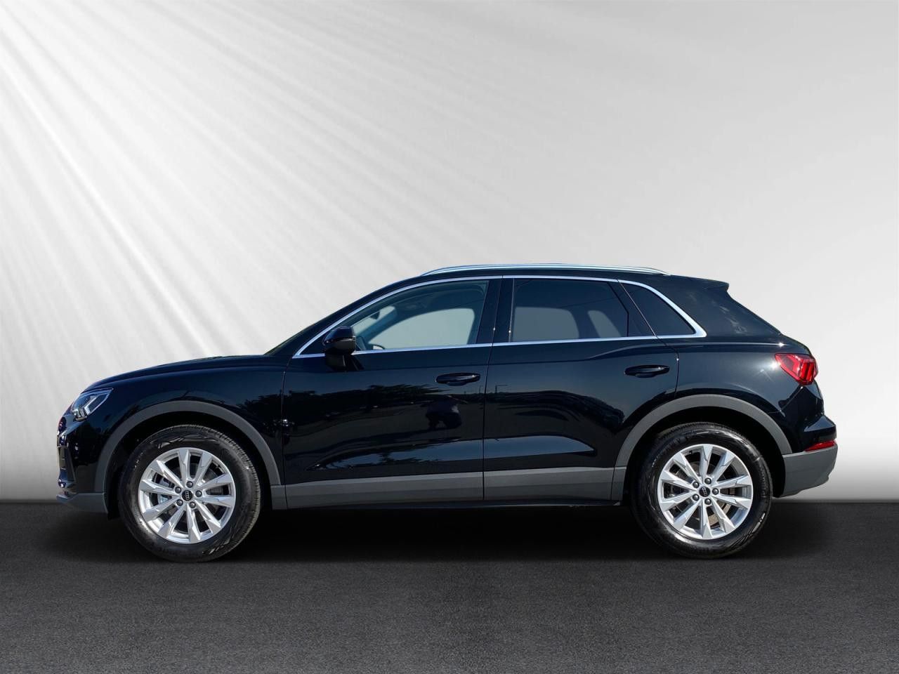 Audi Q3 SUV 35 TFSI S tronic AHK ACC LED foto 2