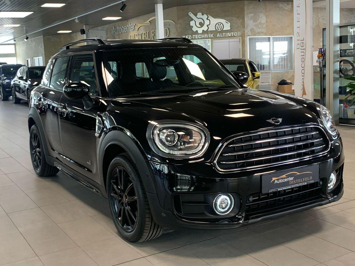 MINI Cooper Countryman All4 Automatik Panorama Leder 