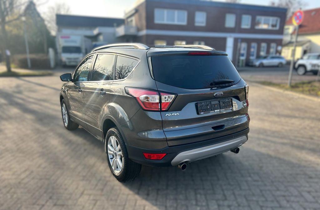 Ford Kuga 1.5 EcoBoost 2x4 Business Edition