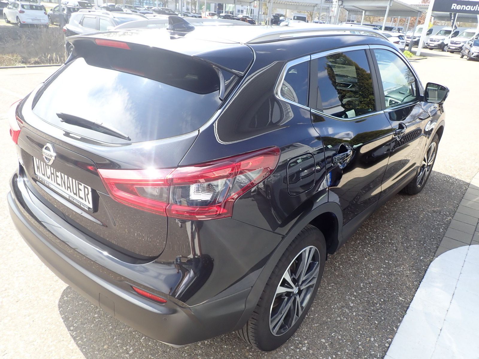 Fahrzeugabbildung Nissan Qashqai N-Connecta 1.6 DIG-T