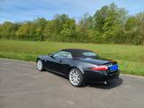 Jaguar XK 4.2L V8 Cabriolet - - schwarze Jaguar XK