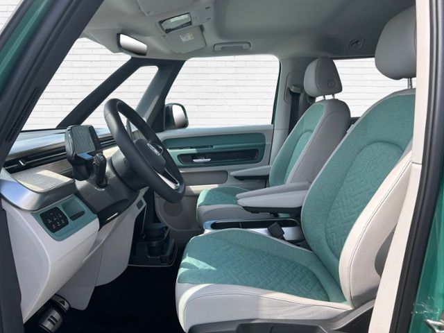 Fahrzeugabbildung Volkswagen ID. Buzz Pro langer Radstand Motor: 210 kW (286