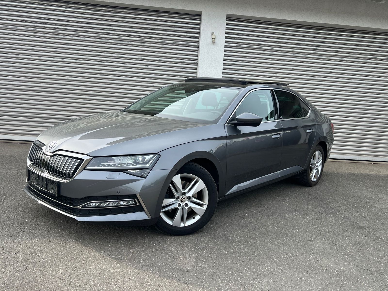 Skoda Superb 1.4 TSI iV DSG/Pano/Virtu/Stanhzng/Matrix