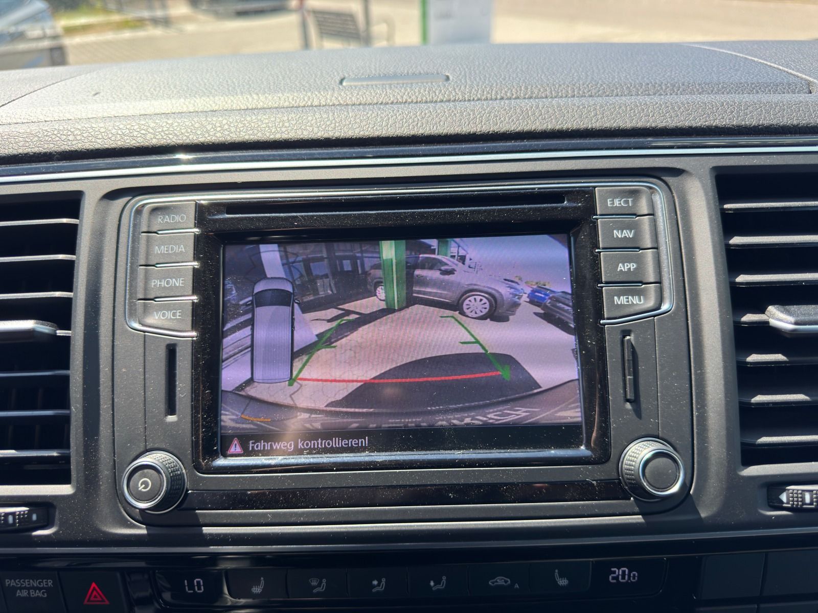 Fahrzeugabbildung Volkswagen T6 Multivan Generation Six 150PS DSG*AHK*RFK*StH