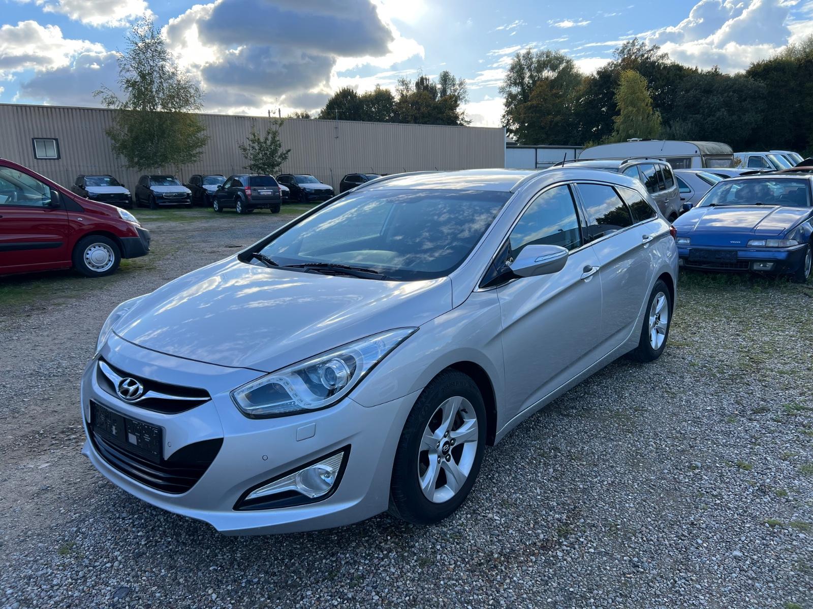 Hyundai i40 2013 — photo 36