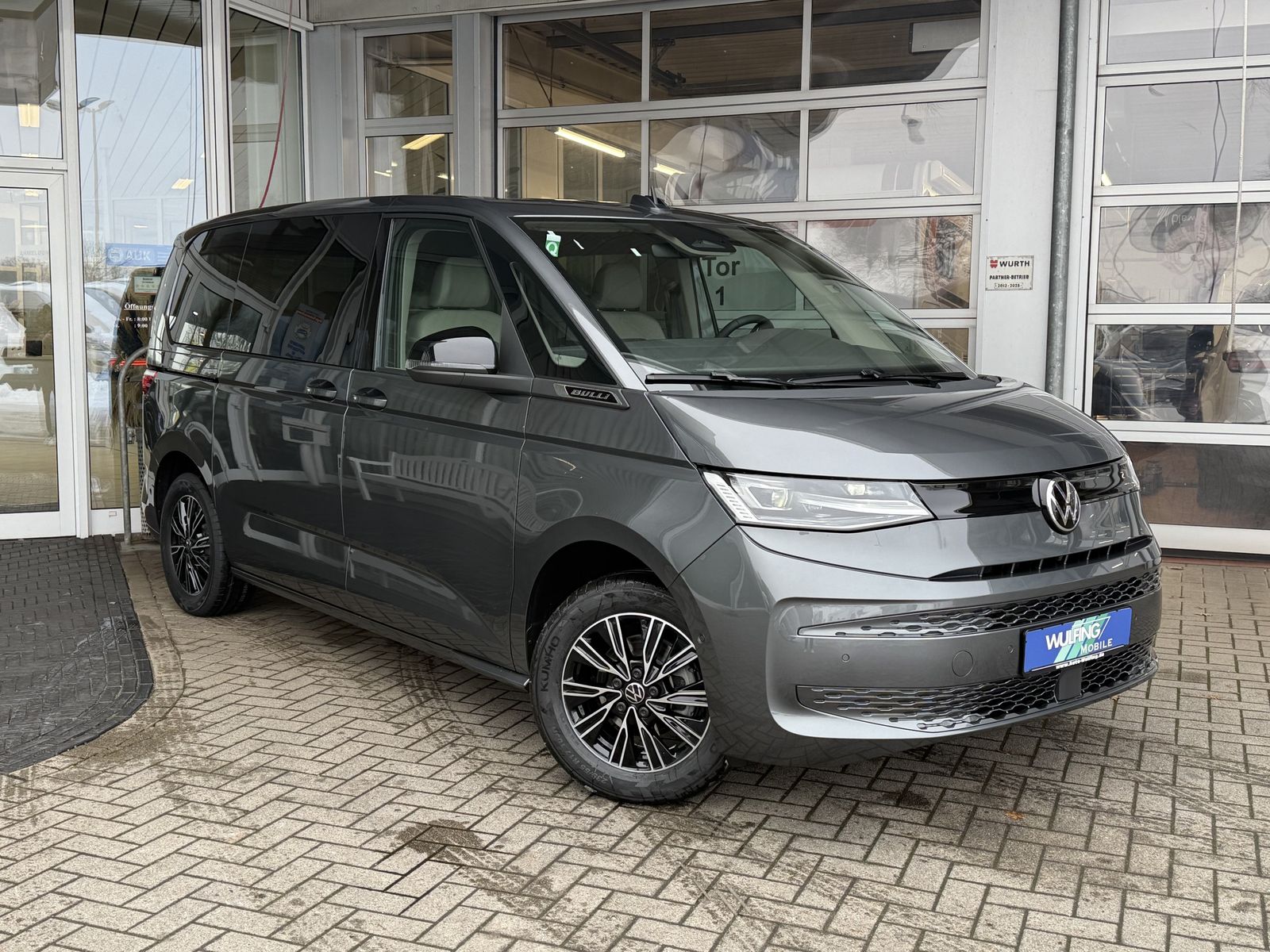 Volkswagen T7 Multivan 2.0 Tdi-DSG IQ-Light,Vis-a-Vis,Navi imagem 3