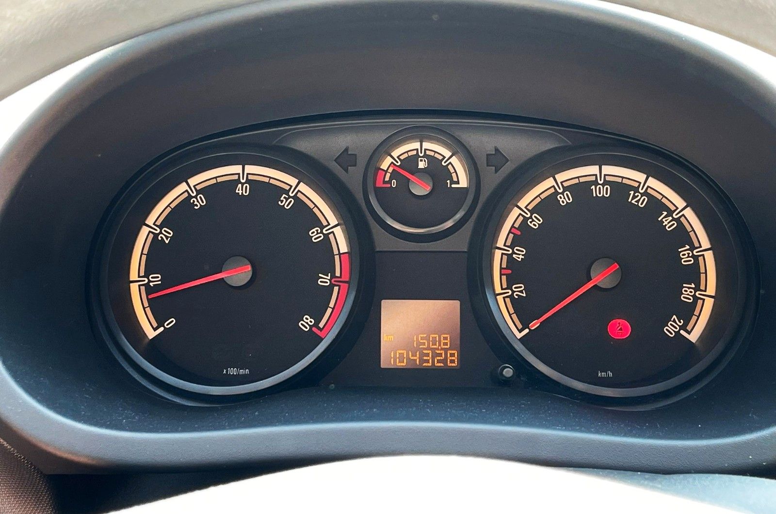 Fahrzeugabbildung Opel Corsa D 1.2 KLIMA SERVICE NEU WENIG KILOMETER