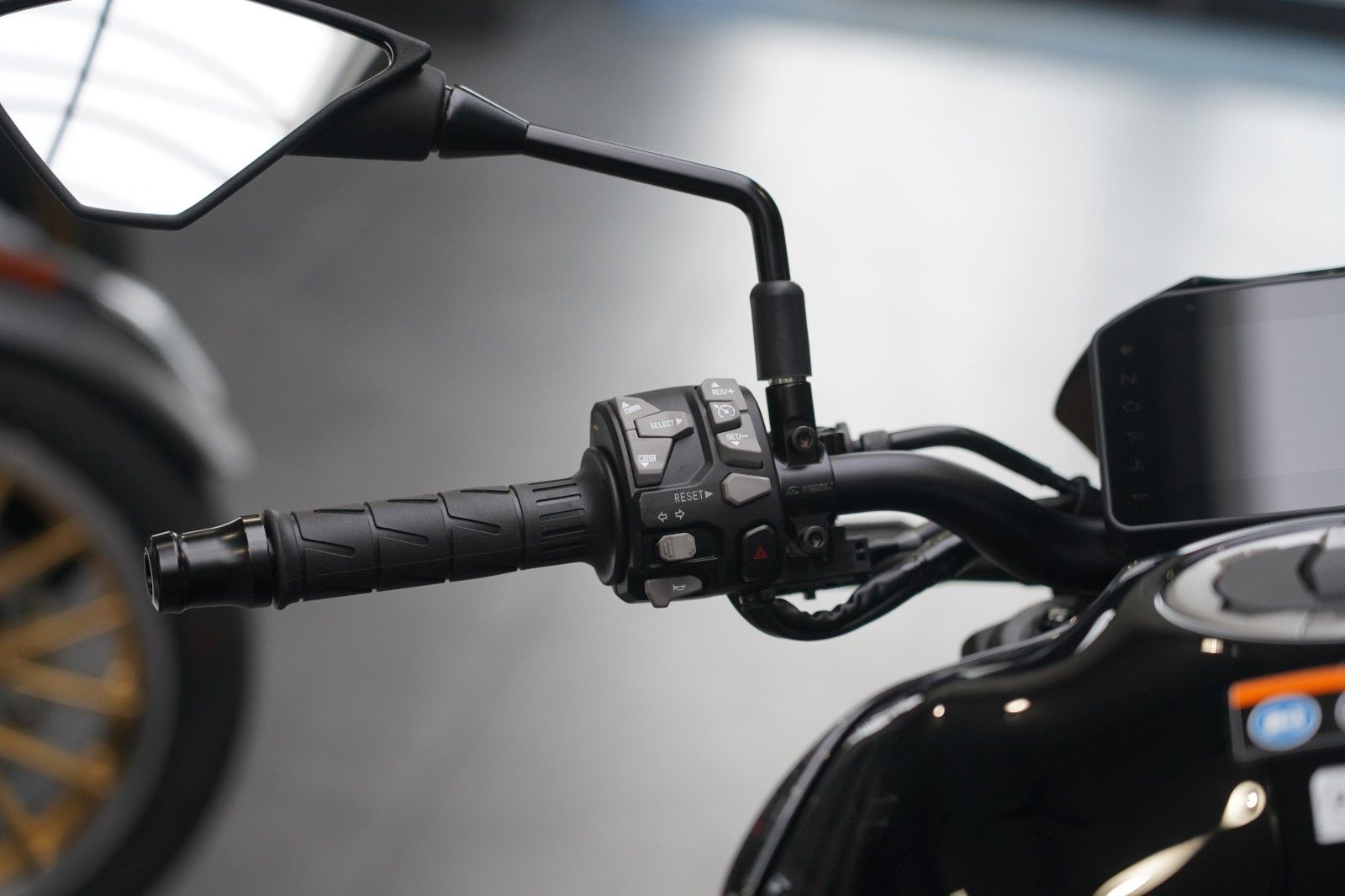 Fahrzeugabbildung Kawasaki Z900 4 Jahre Garantie