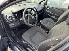 Fahrzeugabbildung Clio IV Grandtour Limited 8xReifen+Sitzh+PDC+Nav