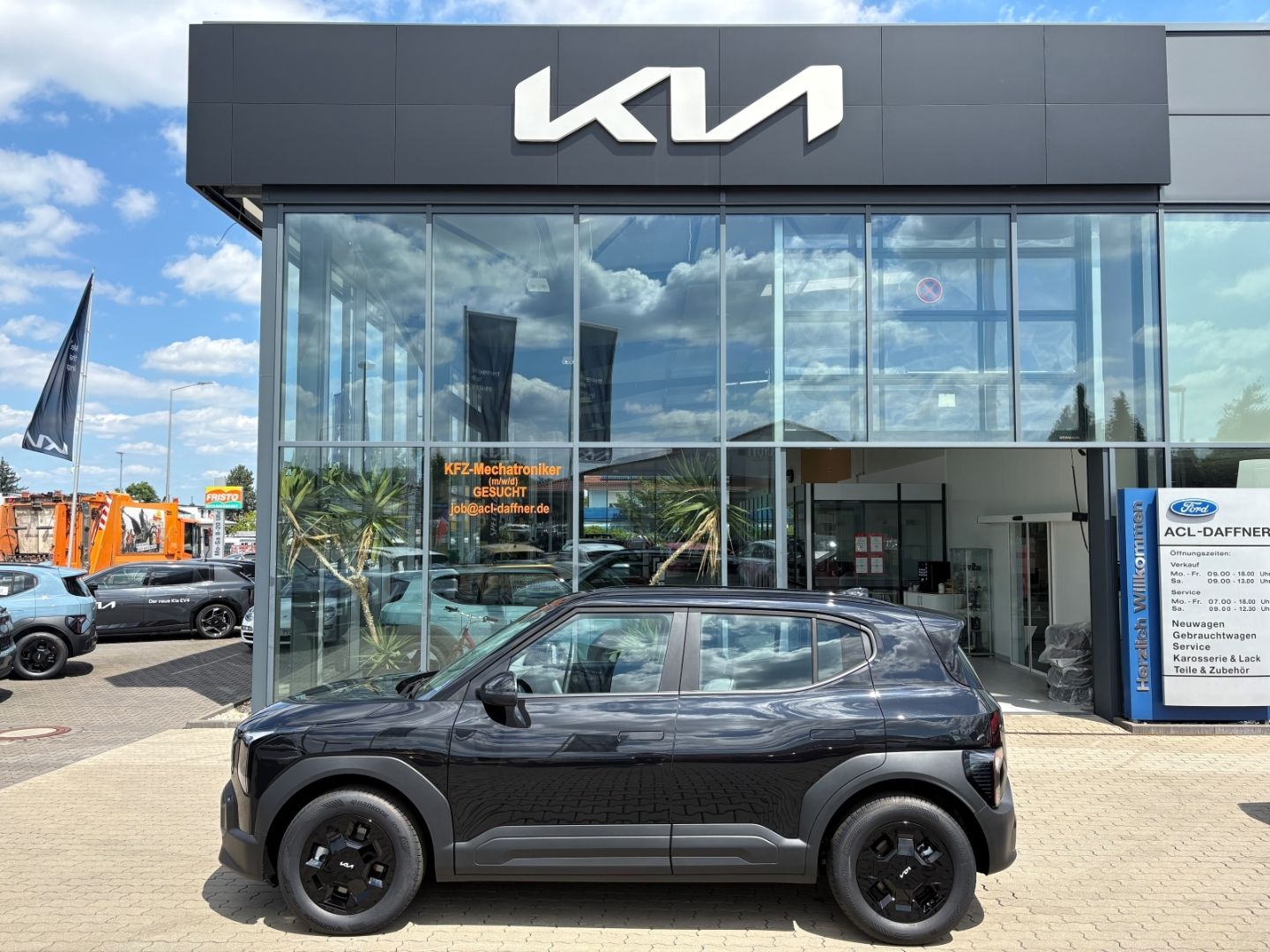 Fahrzeugabbildung Kia EV2 Air 42,2-kWh FWD 5 Sitze NotBremsAss Tempoma