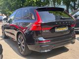 Volvo XC60 Ultimate Dark AWD*PANO*HUD*ACC*AHK*360°* - Volvo XC60: Ultimate Dark