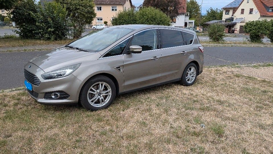 Image of Ford S-Max