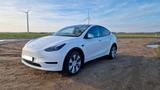 Tesla Model Y Hinterradantrieb RWD Standard Range - gebrauchte Tesla Model Y aus dem Jahr 2023