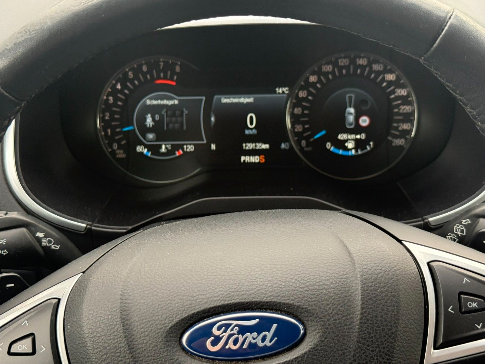 Fahrzeugabbildung Ford S-MAX Titanium 7 Sitzplätze