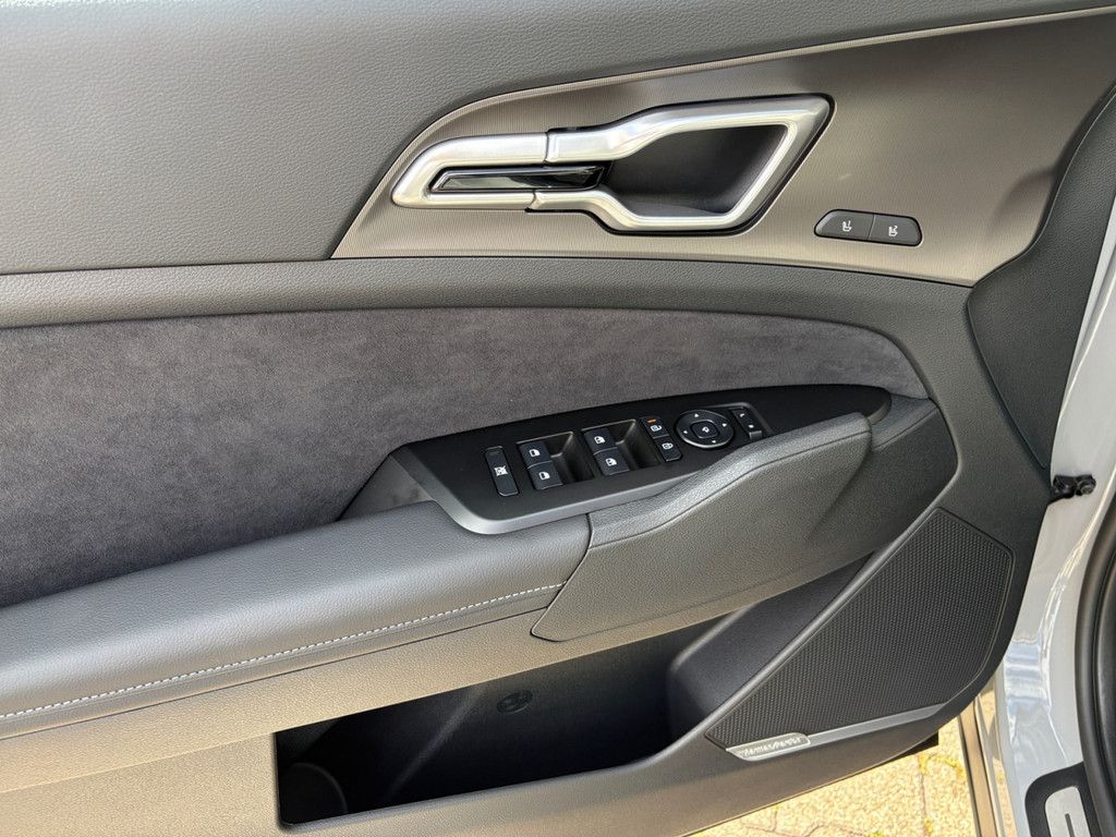 Fahrzeugabbildung Kia SPORTAGE 1.6T AWD DCT GTL SD GD DRI SOUN