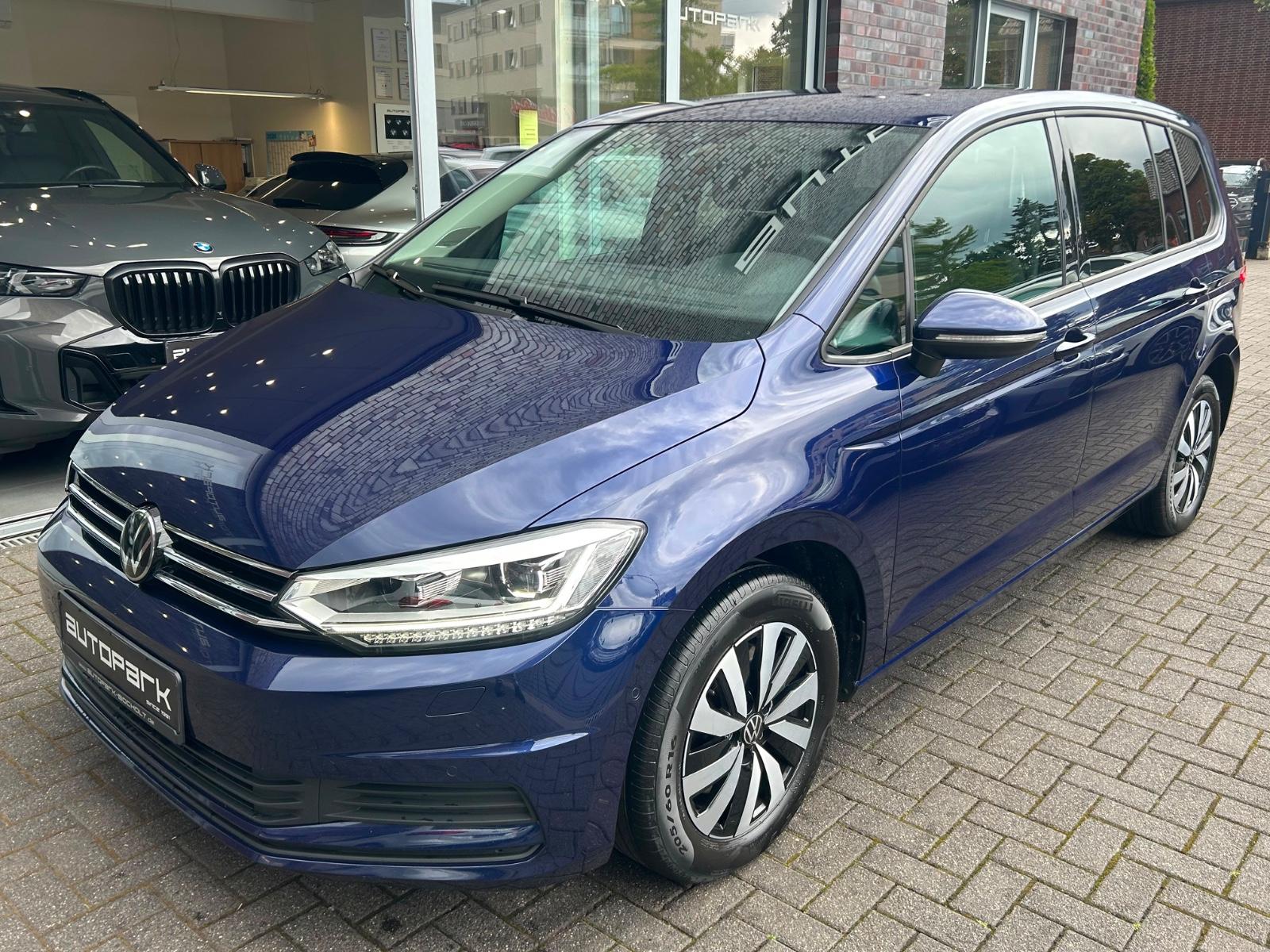 Volkswagen Touran Comfortline EasyOp AHK StHz DYNAUDIO 7Sit