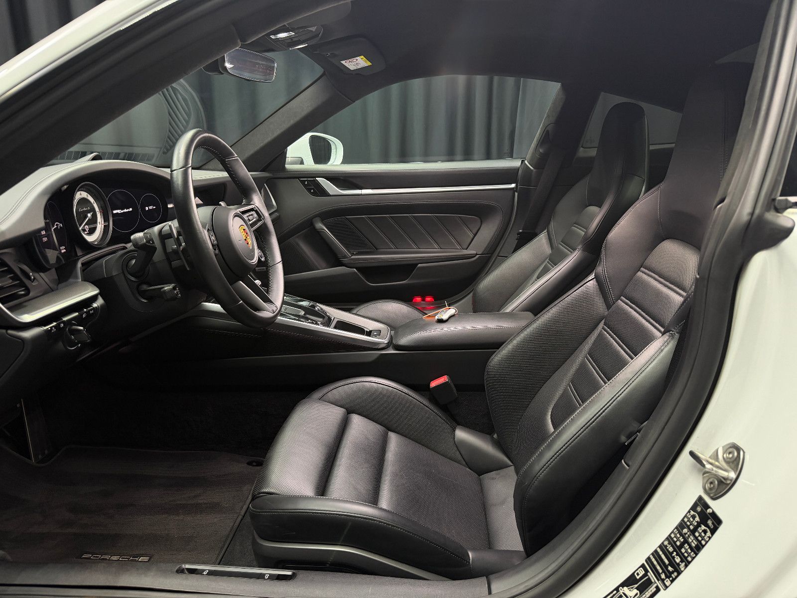 Fahrzeugabbildung Porsche 992 Turbo S|AERO-PAKET|BRABUS|BOSE|ACC|KW