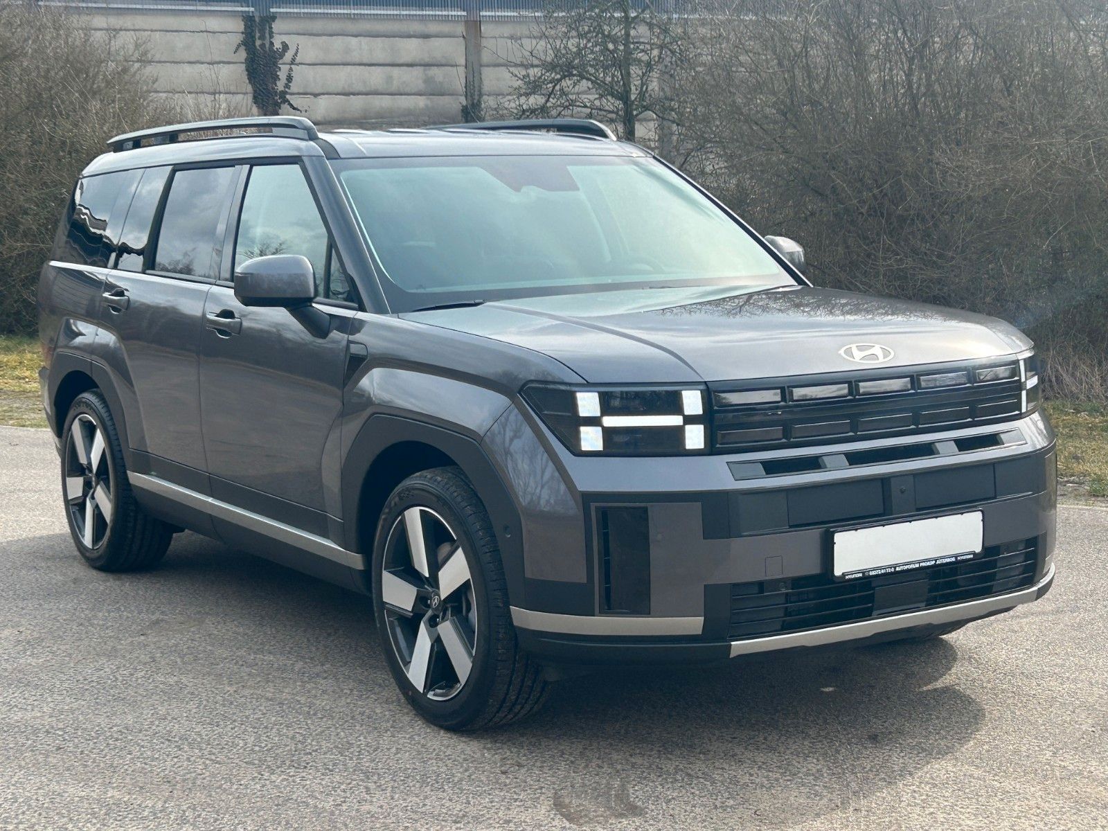 Fahrzeugabbildung Hyundai SANTA FE 1.6 T-GDI HEV Signature *ACC*7Sitz*360°