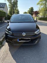 Volkswagen Touran 2.0 TDI SCR DSG Highline Highline 7-Sitze - Volkswagen Touran mit Diesel-Antrieb: Kleinbus, 7sitzer