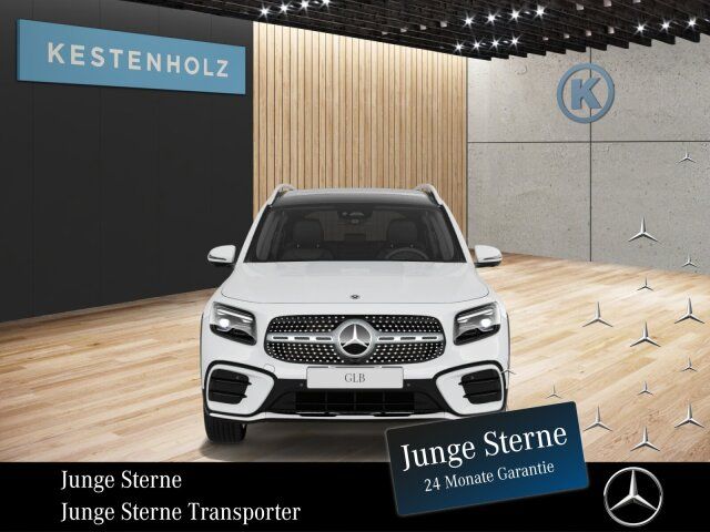 Image of Mercedes-Benz GLB 220