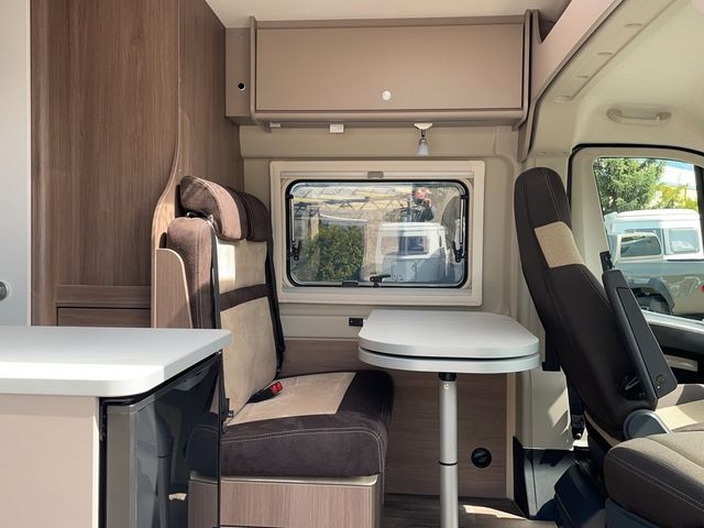 Carado CV 640 PRO AWT isoliert Rahmenfenster