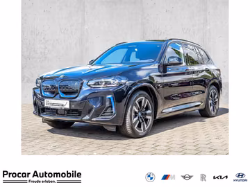 صورة 1 لـ 2024 BMW IX3