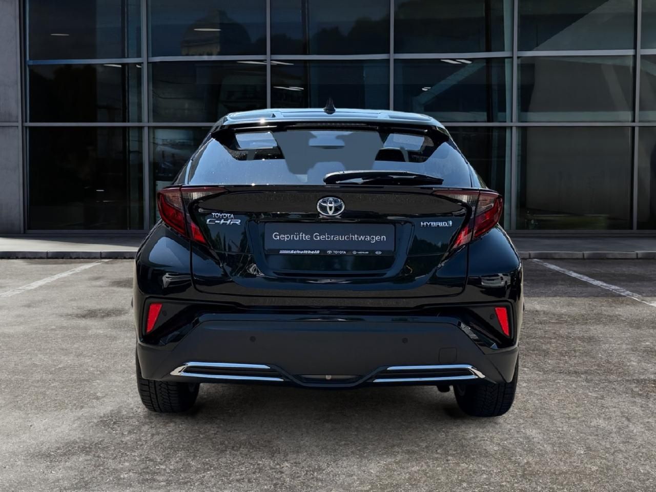 Fahrzeugabbildung Toyota C-HR Hybrid Team D