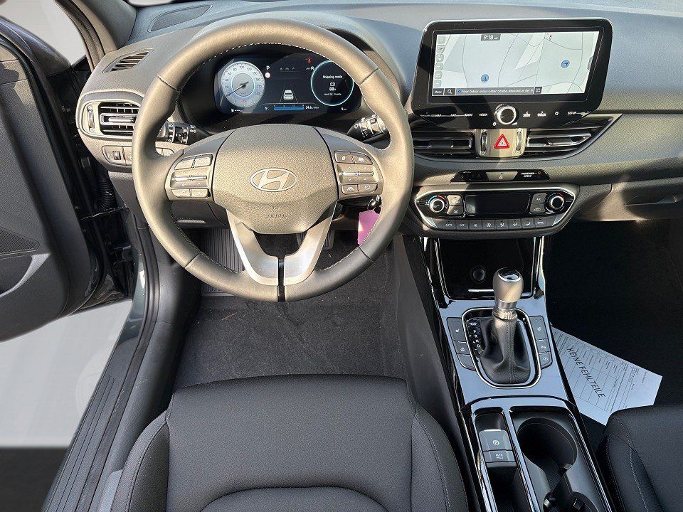 Fahrzeugabbildung Hyundai i30 1.0T 100PS DCT Advantage