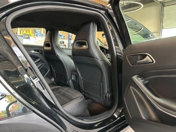 MYAUTOCENTER – Gebraucht- und Jahreswagen mit Werkstattservice in Pfaffenhofen Mercedes-Benz A 180 *TEMPO*NAV*KLIMA*SitzHZ*LED*PDC*TÜV 328*