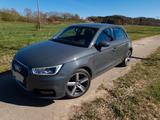Audi A1 1.4 TDI ultra S tronic sport Sportback sport - Audi A1 mit Diesel-Antrieb: Kleinwagen, Automatik