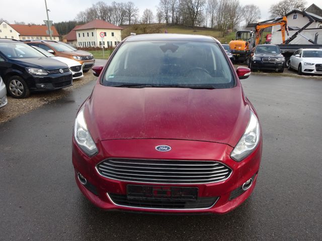 Ford S-Max  Titanium/2. Hand/Euro 6/Panorama/Automati