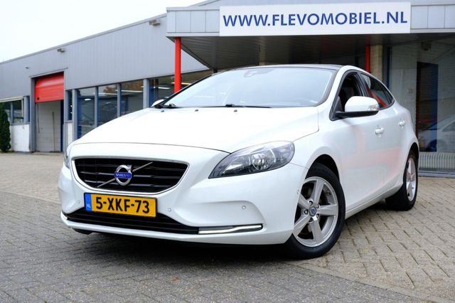 Volvo V40 1.6 T2 120PK Kinetic Pano|Navi|PDC|LMV|Clima