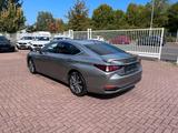 Lexus 300H HEV EXPLORE LINE - Lexus ES-Serie Gebrauchtwagen