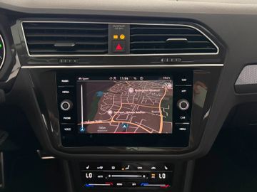 Volkswagen Tiguan - 9