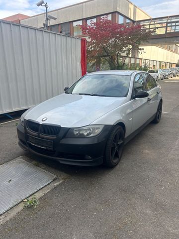 BMW 318 Baureihe 3 Lim. 318i