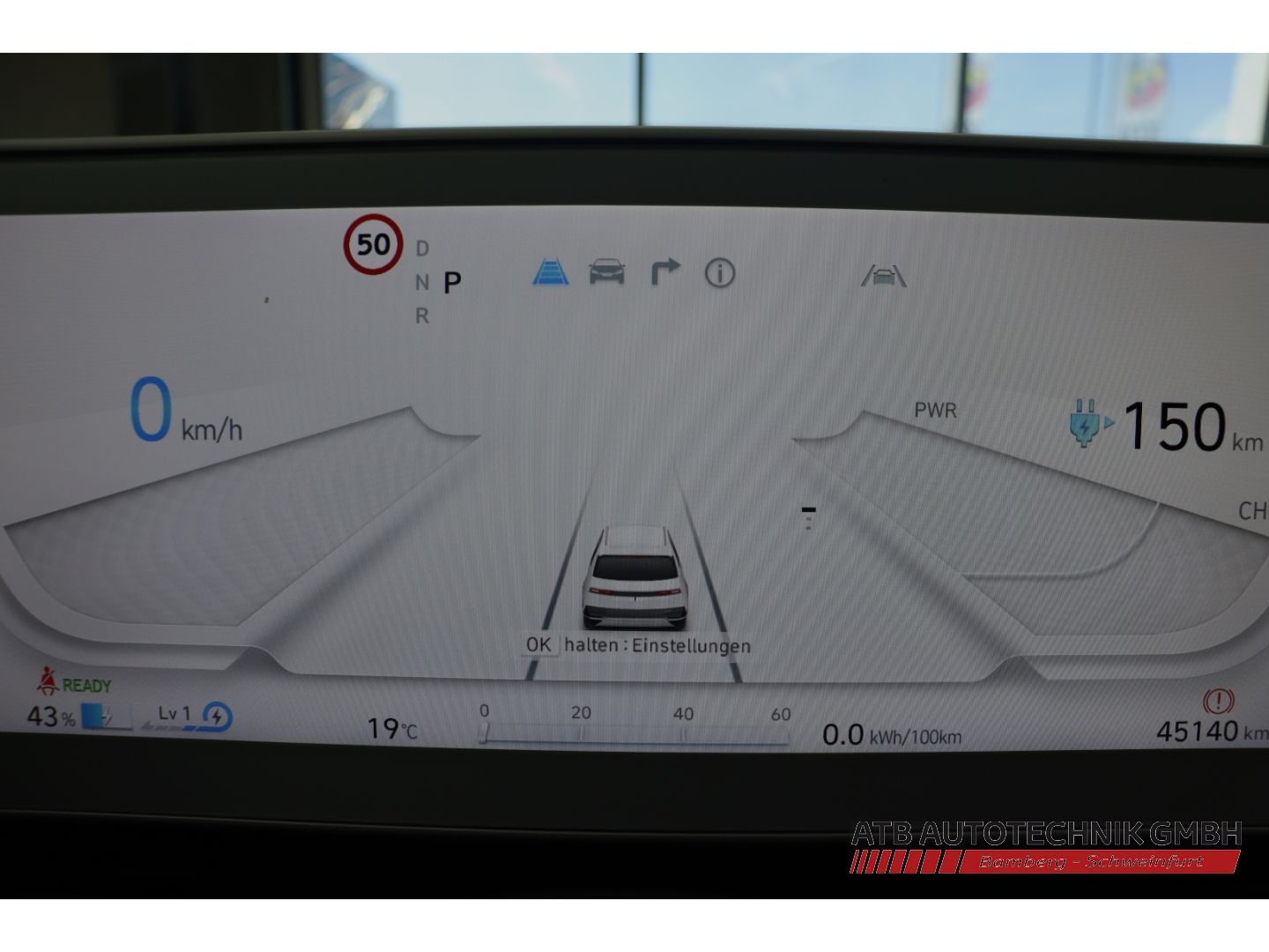Fahrzeugabbildung Hyundai IONIQ 5 77,4 kWh UNIQ 4WD 97,7% SOH HUD El. Fond