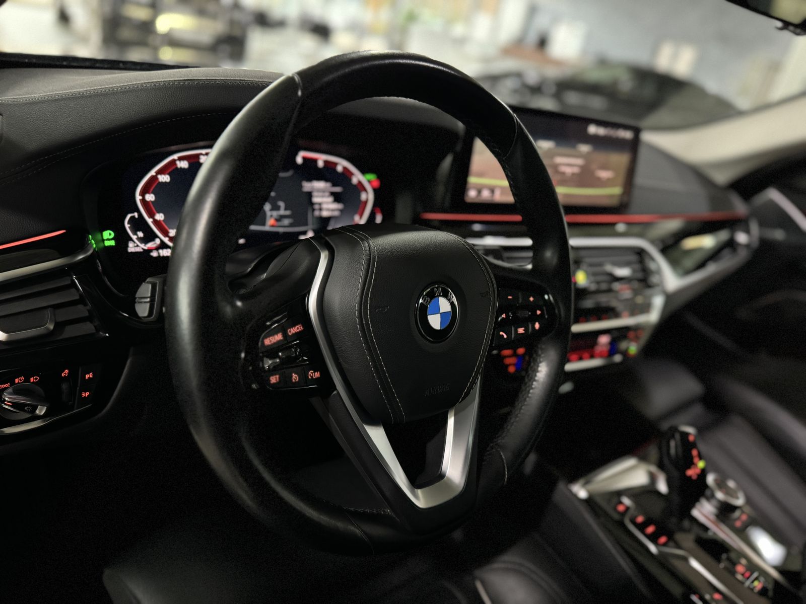 Fahrzeugabbildung BMW 540d xD Luxury Line Panorama Kamera Massage H/K