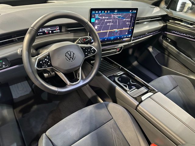 ID.7 Tourer PRO IQ.LIGHT+AR HUD+AHK+ACC+KAMERA
