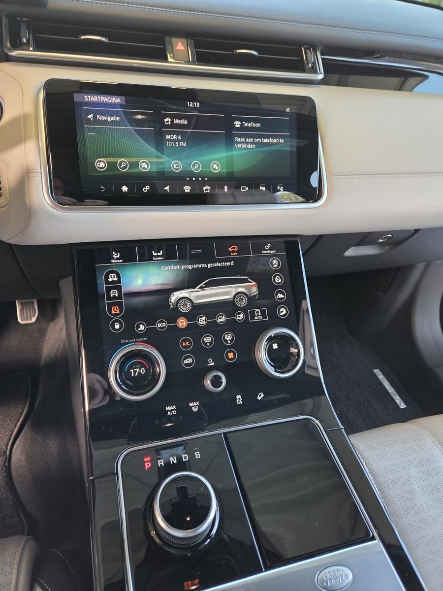 Fahrzeugabbildung Land Rover Range Rover Velar First Edition
